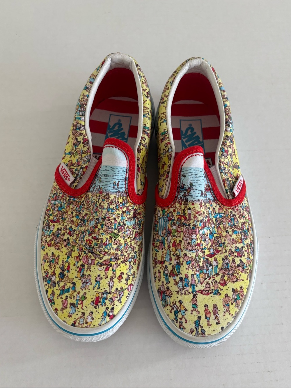 Vans where’s Waldo slip-on sneaker kids size 2